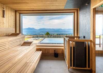 gipfelhaus-magdalensberg-sauna-mit-blick